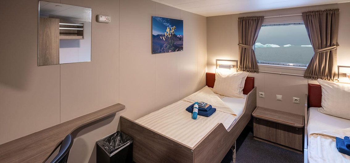 2-Bett-Superior-Kabine