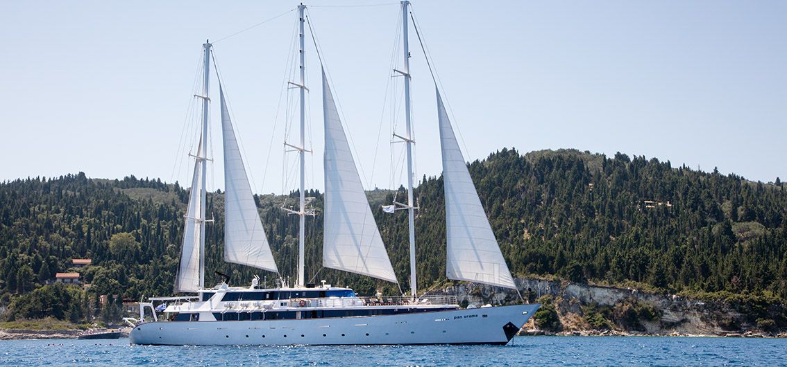 Motor-Segelschiff Panorama I